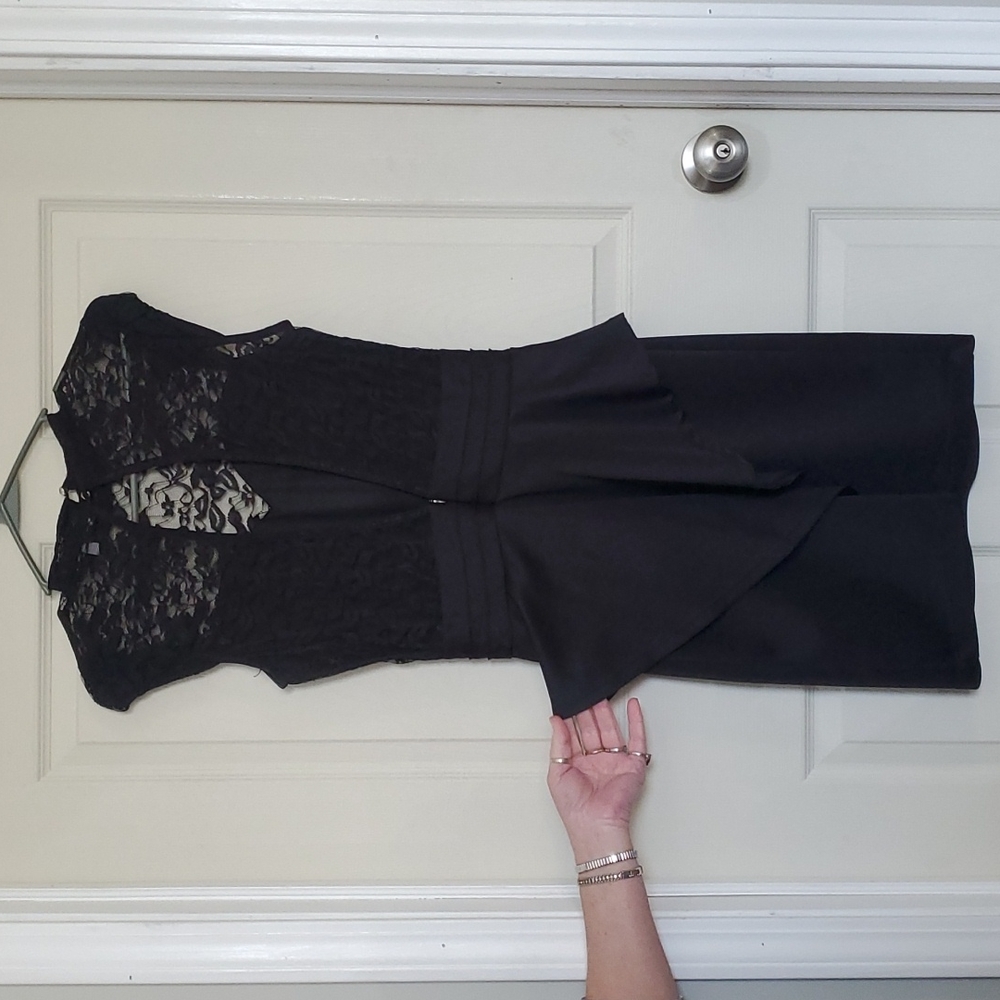 🛍 Black lace bailey girl peplum sweetheart neckline dress size small